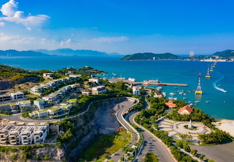 Căn hộ biển cao cấp thu hút bất động sản Nha Trang